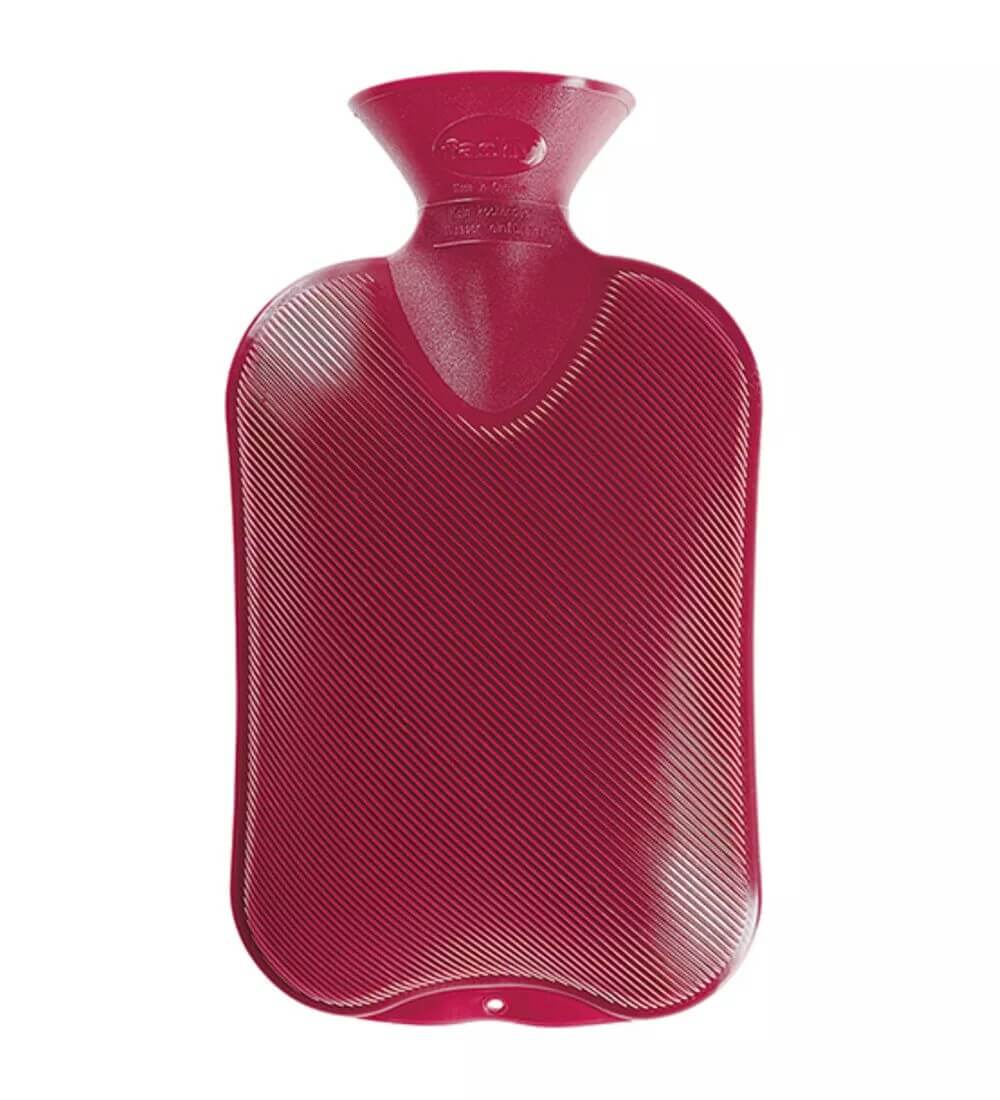 2 litre fashy double ribbed hot water bottle in cranberry